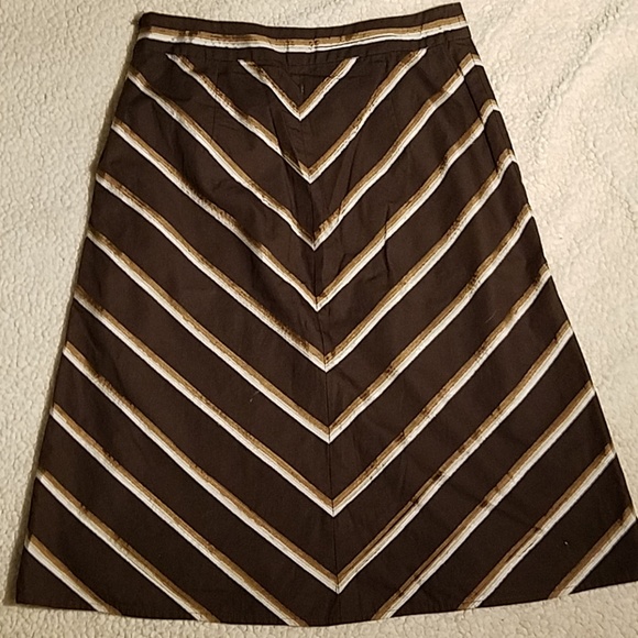 Banana Republic Brown Lined Chevron Skirt Sz 0 - Picture 2 of 5
